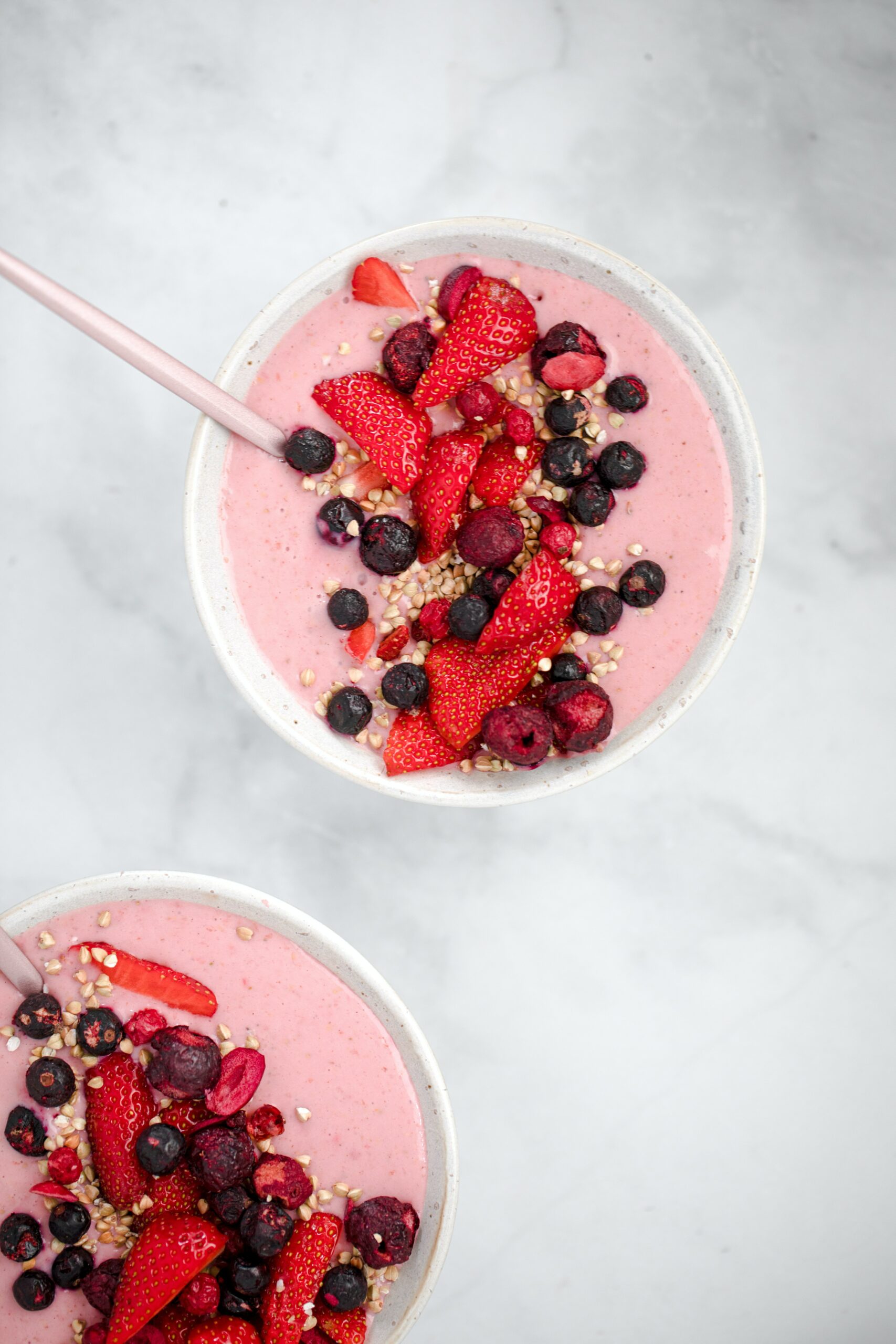 Berry Oats Smoothie on the Go